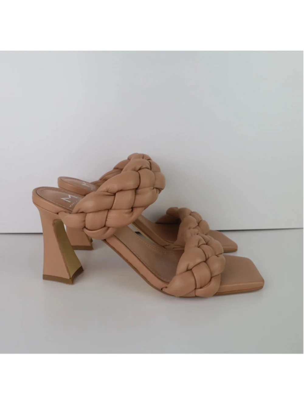 Marc Fisher LTD Hammy Sandals Womens 6.5M Natural Braided Leather Heels 0478
